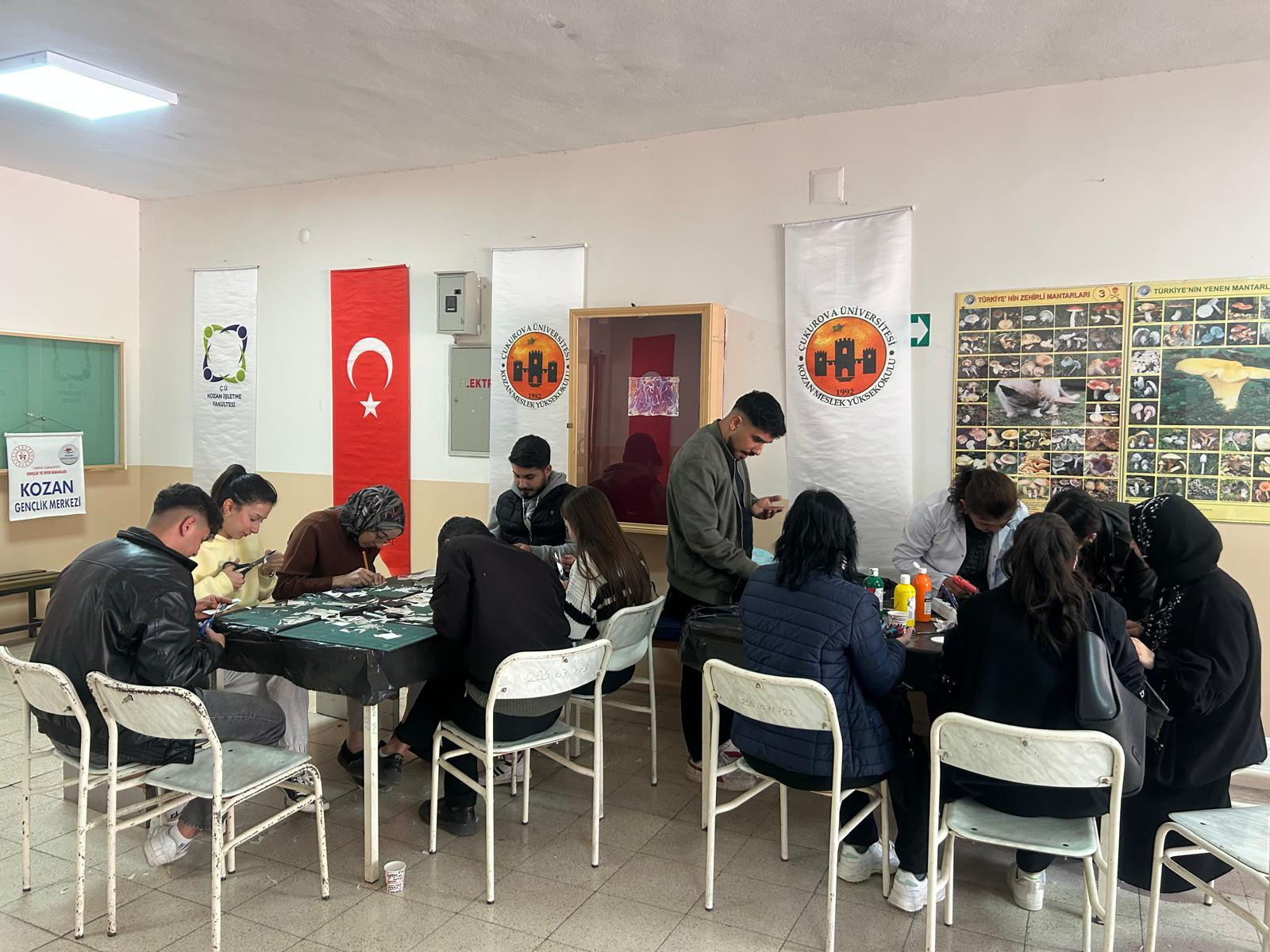 Kozan MYO ile Kozan Gençlik ve Spor İlçe Müdürlüğü İşbirliğiyle Rölyef Etkinliği ve Eğitimi & Sergisi Yapıldı (2025-26/1)