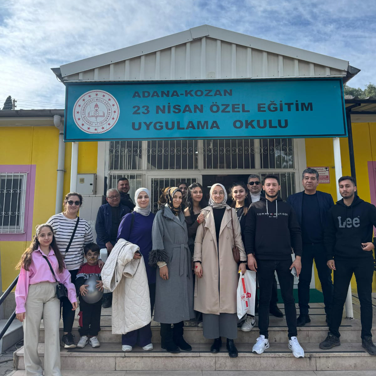 Muhasebe ve Vergi Bölümü Öğrencilerinden Gönüllülük Çalışmaları: “Tohum Toprağın Bağrına, Engelli Birey De Topluma Emanettir” Sosyal Sorumluluk Projesi