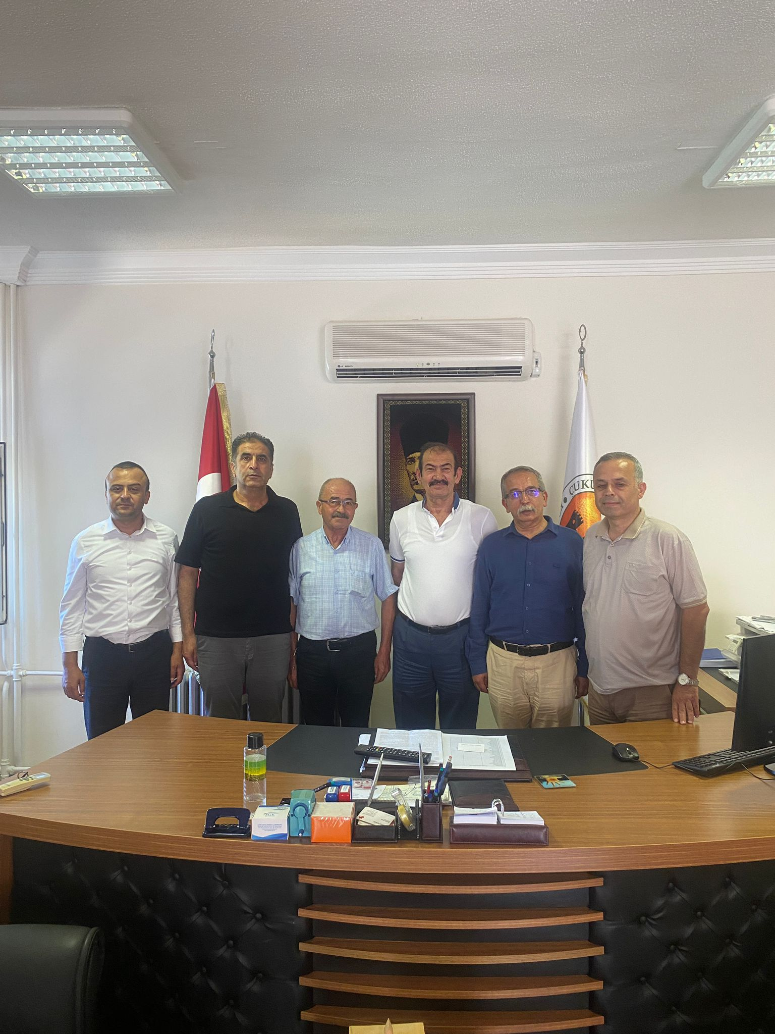 Kozan’ın Sevilen Simalarından Müdürümüze Nezaket Ziyareti