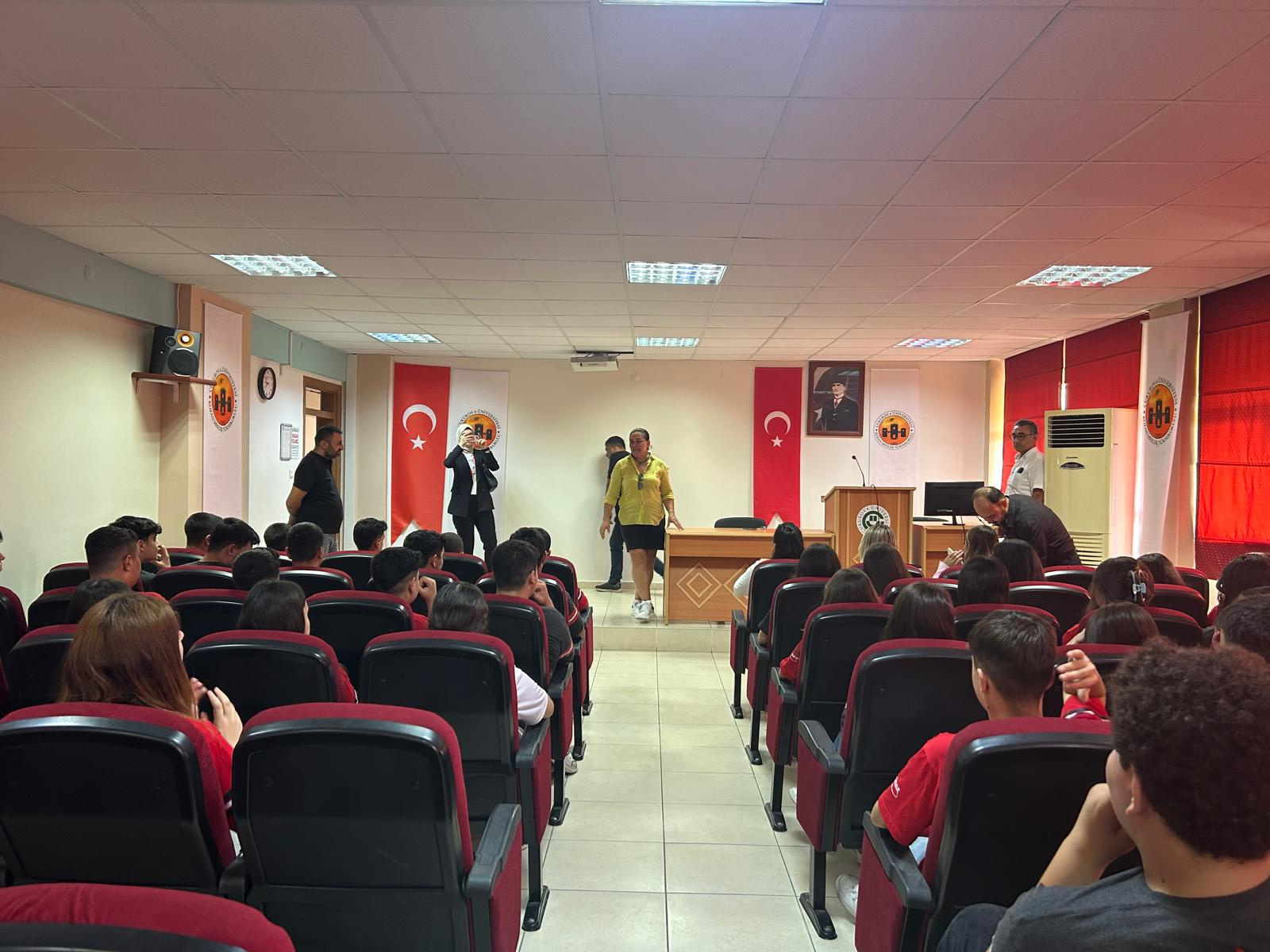 Özel Kozan Yeni Sis Anadolu Lisesi Öğrencilerinden Ziyaret